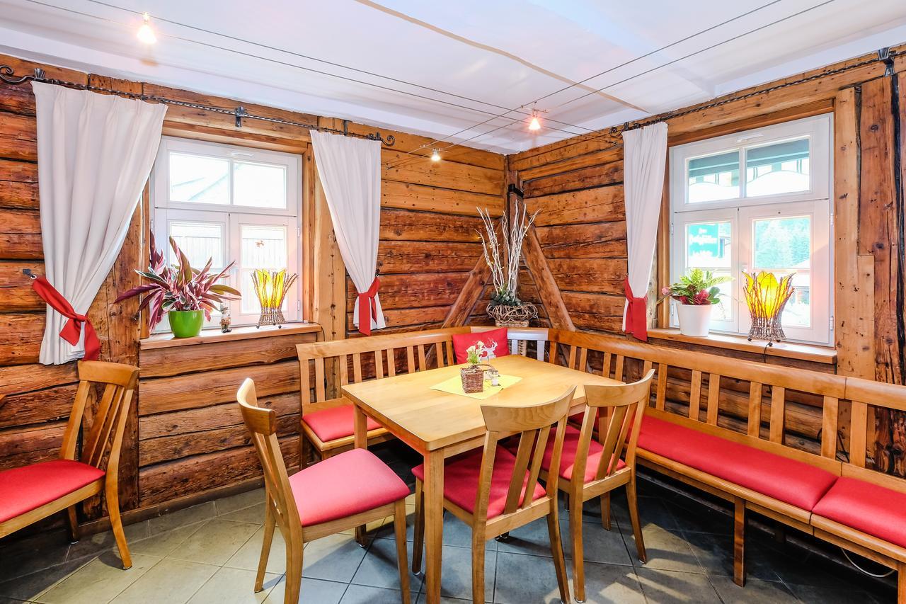 Hotel Garni Und Gaststaette Zum Holzfaeller Schierke Bagian luar foto
